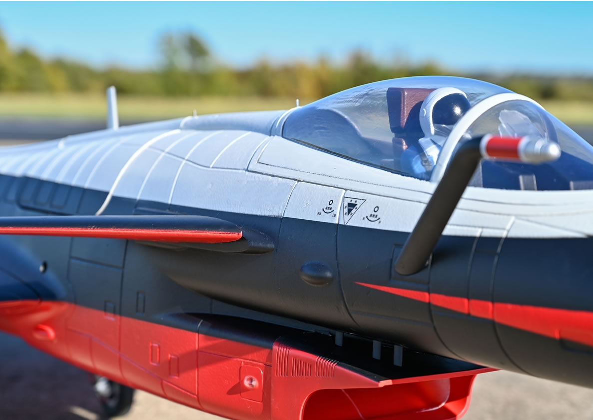 HSD Jet J-10 8kg Turbine Foam Jet PNP smoke turbine Black/Red & White RC Jet